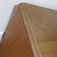 小型チェストの画像