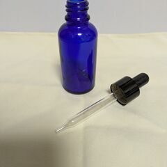 スポイト付き容器　青　小瓶の画像