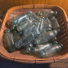 枕型　浮き玉　ガラスの浮き玉　古い物です。
