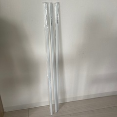  【新品】エレコム 配線カバー モール 1m×3本 白／テープ付き／電源コード・LANケーブル整理に！の画像
