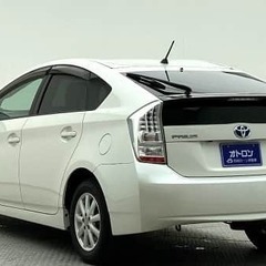 👩‍🦱👩‍🦱人気のプリウスS LEDエディション入庫致しました🧓👩‍🦰の画像