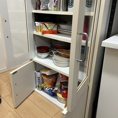 食器棚 5月中の受け渡し、現金支払いで1000円に値下げしますの画像