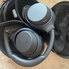 Sony SONY WH-1000XM4 ワイヤレスヘッドホンほとんど新品 (しろ