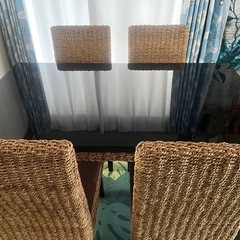 アジアンテーブルの画像