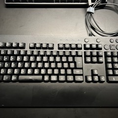 ロジクール Logicool G213 ゲーミングキーボード 箱付き