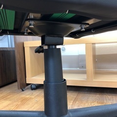 ゲーミングチェア　フットレスト　AK Racing 程度B ブラック×レッドの画像