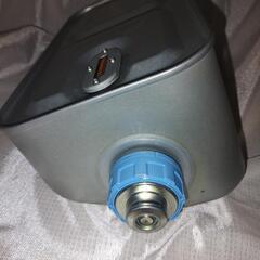 トヨトミ　灯油ファンヒーター【タンク５L】 中古の画像