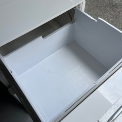 日立　ファミリータイプ冷蔵庫の画像