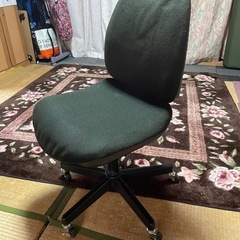 回転チエァー　椅子です
