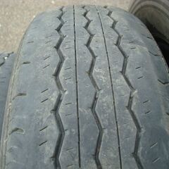 195/80Ｒ15ＬＴ ハイエース等の画像