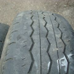 195/80Ｒ15ＬＴ ハイエース等の画像