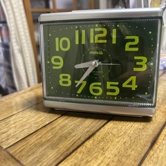 アナログ置き時計