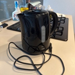 電気ケトルの画像