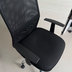 デスク＆チェアの画像