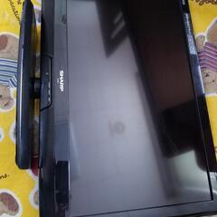 SHARP　26型テレビ