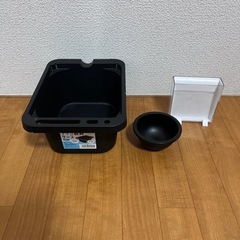 メダカ飼育ケースと鑑賞ケース