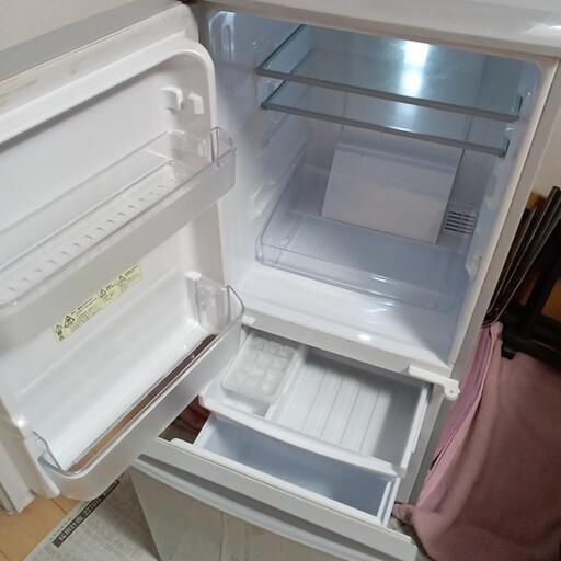 シャープ冷凍冷蔵庫1人用シルバー作動確認済み (みいちゃん シャープ冷凍冷蔵庫1人用シルバー作動確認済み (みいちゃん