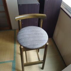 ※椅子ではありません後ろのカラーボックス2個です！