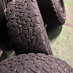 FUEL 17インチ 9J タイヤホイールセットの画像