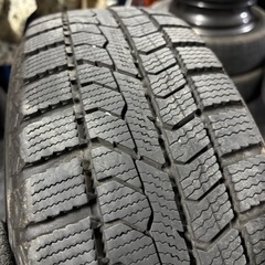 15インチ タイヤホイールセット スタッドレスの画像