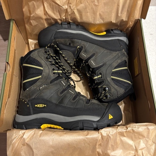 新品 KEEN SUMMIT COUNTY 26cm