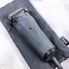 BRAUN ブラウン 電動髭剃り　の画像