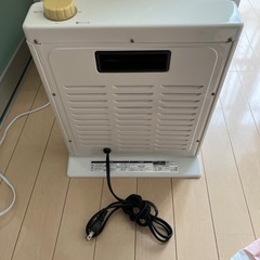 電気ストーブの画像
