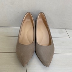 パンプス　ベージュ　23.5cm