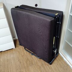 ニトリ 折りたたみベッド  2way 新品未使用
