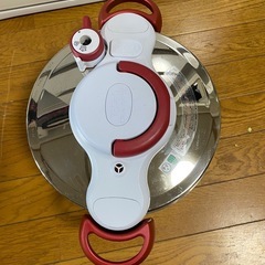 T-fal 圧力鍋の画像
