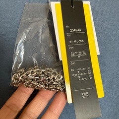 新品未使用☆アクセサリー付きTシャツの画像