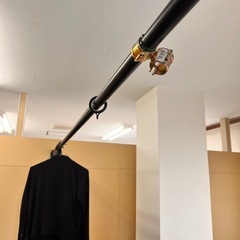 つっぱり棒　強力の画像