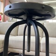 中古美品　インダストリアル　アイアンチェア　スツール　高さ調整可能　公田店の画像