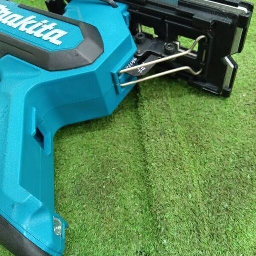 makita マキタ SD180D 充電式ボードカッター本体のみ【野田愛宕