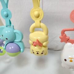 【G960】無料(^^)//トイローヤルベビーズFunFunジム　寝んね～つかまり立ちまで！赤ちゃんオモチャの画像