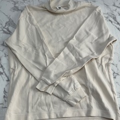 ユニクロ　レディース　ロングTシャツ　格安！　３日間限定です！