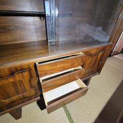 小型　茶箪笥　レトロ　無料の画像