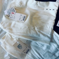 新品未使用！UNIQLOユニクロUVカットノースリーブセータ紫外線カット日焼け防止ゴルフも出勤にも！の画像