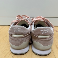 【美品】Onitsuka Tiger ピンク 27.5cmの画像