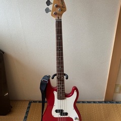 ベース