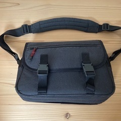Canon カメラショルダーバック