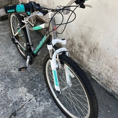 極美品‼️26インチ7段ギアSchwinnマウンテンバイク自転車バイク街乗り通勤車通学車🍉プロフ必読の画像