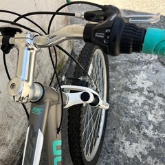 極美品‼️26インチ7段ギアSchwinnマウンテンバイク自転車バイク街乗り通勤車通学車🍉プロフ必読の画像
