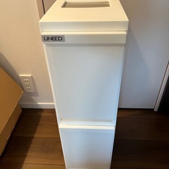 ゴミ箱、白