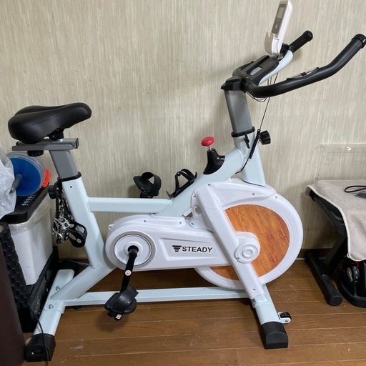 STEADY スピンバイク
