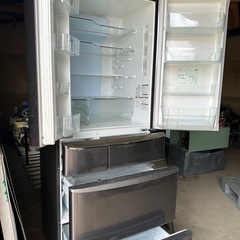 冷蔵庫 550Lの画像