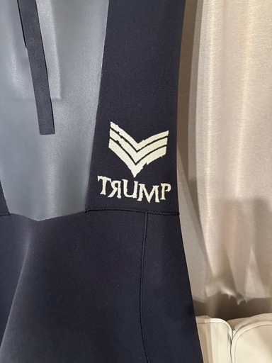 TRUMP ブラック ノースリーブ ロングジョンウェットスーツ (15