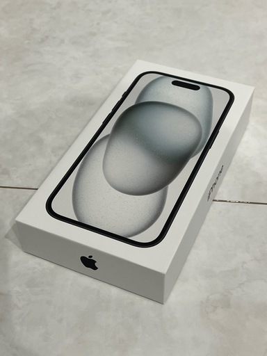 iPhone15 128GB ブラック SIMフリー 新品未開封　②