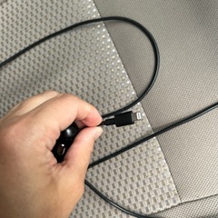 iPhone用の車で使う充電器の画像