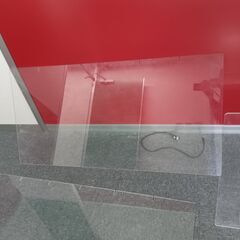 0円!!★破棄期限近づき・大幅値下げ★【アクリル板・加工素材にいかがでしょう？】透明 厚さ5mm 幅1200mmと幅600mm 高さ600mm  ジャンク品 自作用 仕切り 板 工作材料 東五反田の画像